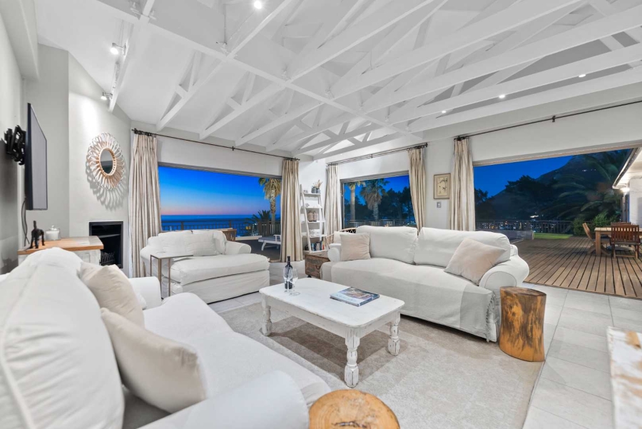 6 Bedroom Property for Sale in Camps Bay Western Cape